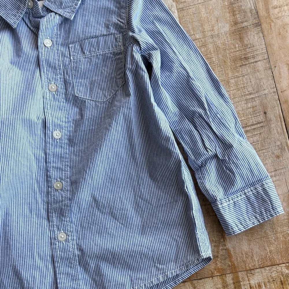 NWT Oshkosh Boys Striped Shirt size 6
